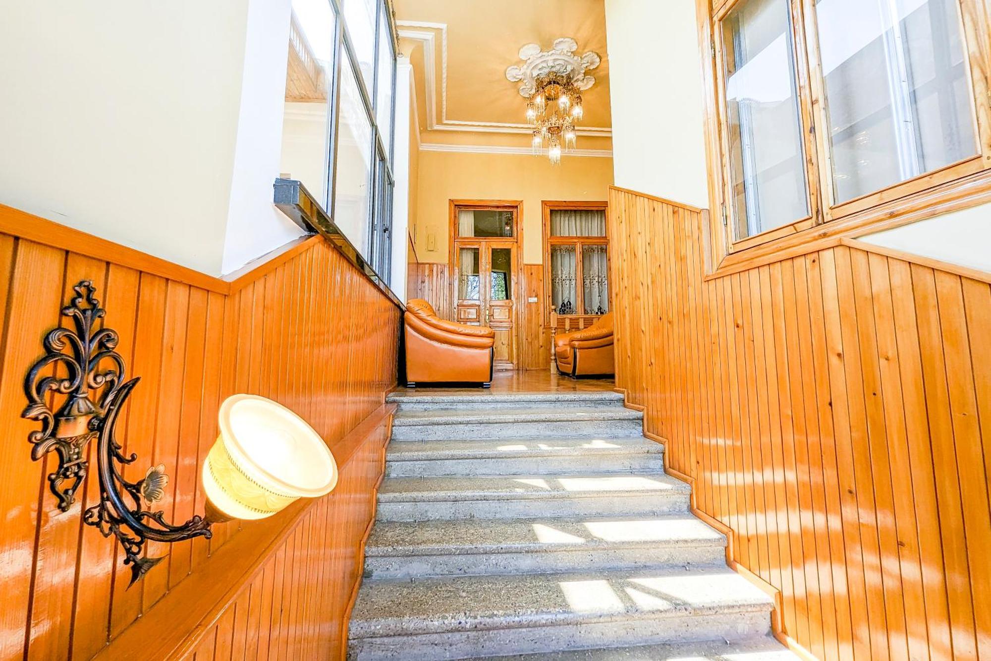 Guest House Sector 30 Kutaisi Exterior foto